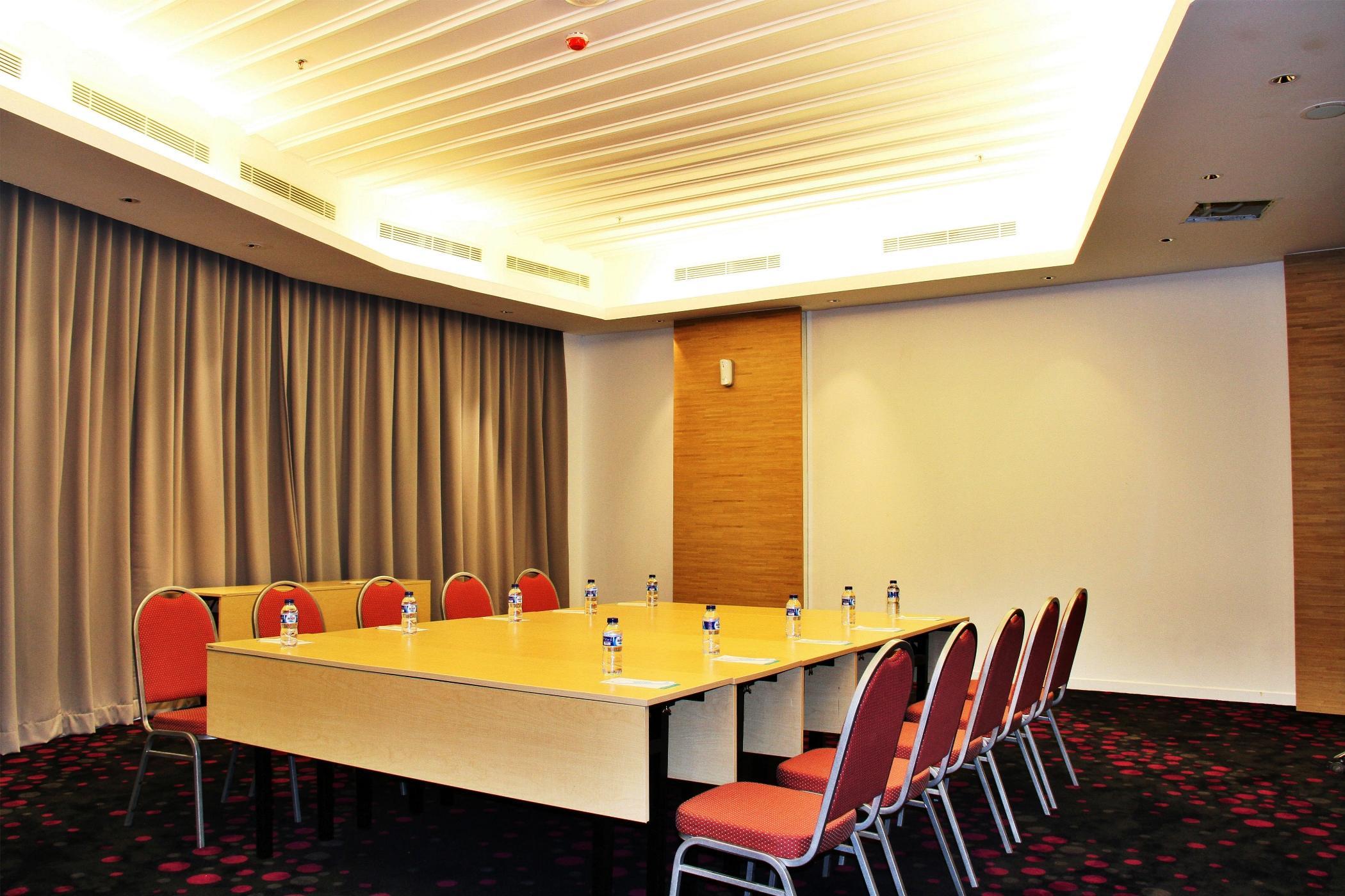 The 1O1 Jakarta Sedayu Darmawangsa Exterior foto
